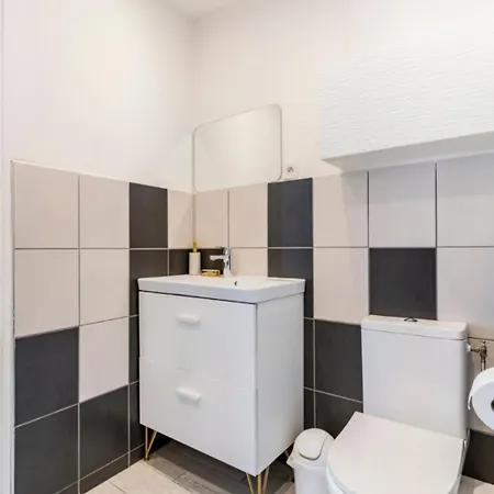 Moderne Avec Charme Et Acces Propre * Donges